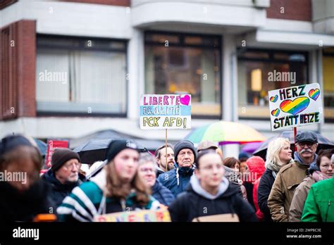 Demonstration Gegen Rechts In L Bbecke Nrw B Rgerinnen