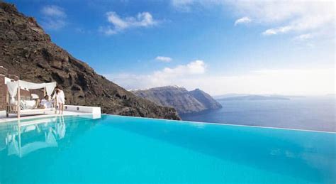 10 Best Hotel Infinity Pools in Santorini