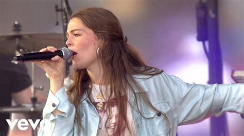 Maggie Rogers Alaska Live On The Today Show Youtube Music