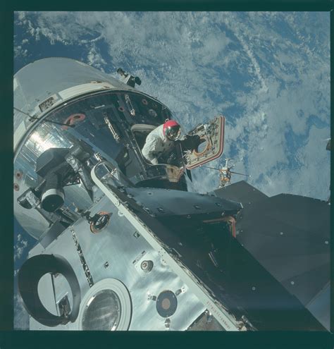 Thousands Of Original Apollo Mission Photographs Make Their Way To