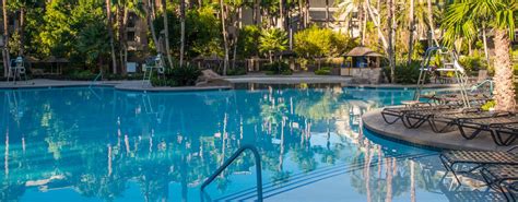 Lazy River & Pool In Las Vegas | Tahiti Village Resort & Spa