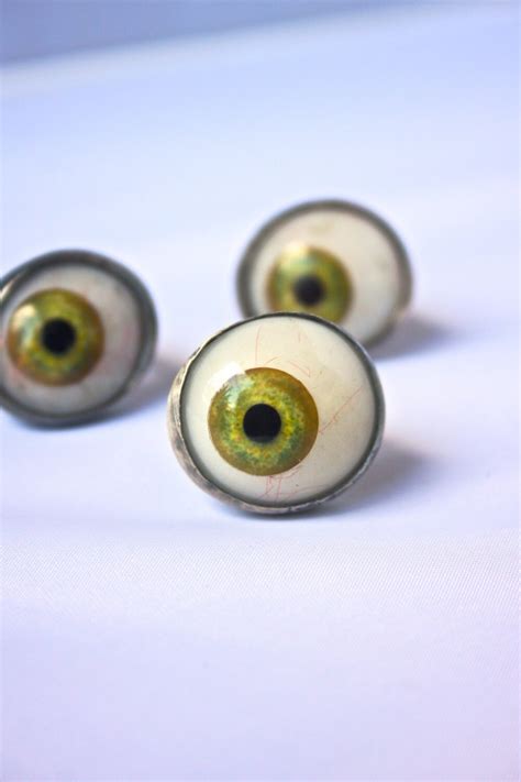 Green Glass Eyeball Ring Sterling Silver Eye Ring Bizarre