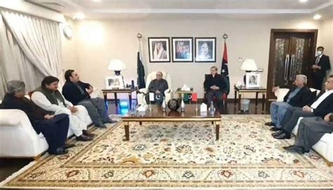 Pml N And Ppp Discuss Possibility Of Power Sharing Formula Factfile