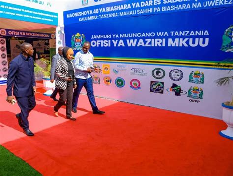 Zuhura Yunus Ahimiza Watumishi Kutatua Changamoto Za Wananchi Mtanzania