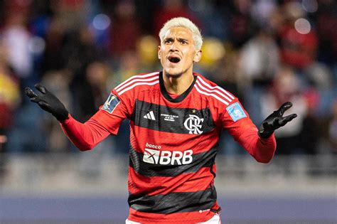 Flamengo Perde Para O Al Hilal Por A