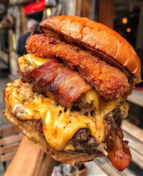 Crispy Bacon Cheeseburger Stack