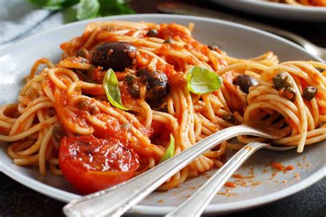 Come Preparare La Pasta Alla Trinacria Gli Spaghetti Alla Siciliana