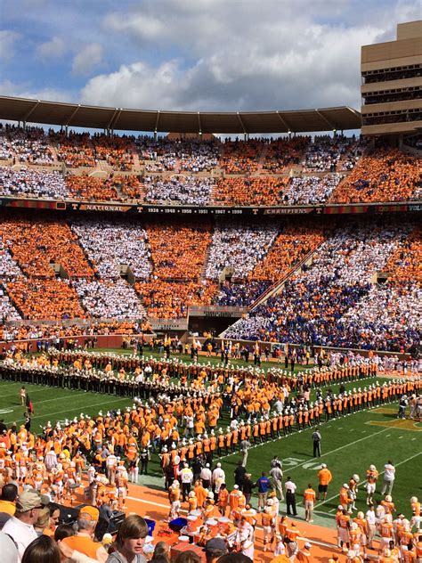 Tennessee vs Florida 2014 the first time ever to checkerboard Neyland