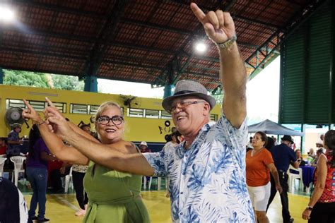 Parque Do Idoso Promove Tarde Dançante Em Homenagem Ao Dia Dos Pais Portal Do Marcos Santos