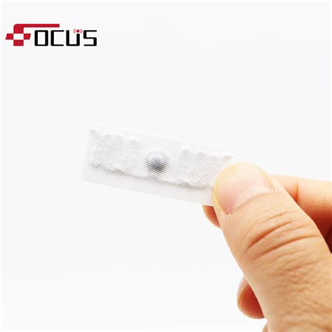 High Temperature Resistant 110 Degrees UHF Textile Label RFID Laundry