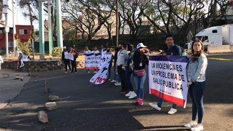 Inician Protestas Y Bloqueos Por Asesinato De Tres Personas Que Tras