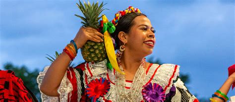 La Danza De La Flor De Piña En Oaxaca La Reina Oaxaca