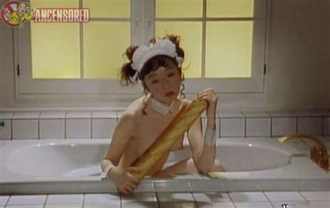 Naked Saori Taira In A Weather Woman