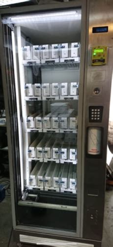 Sielaff Robimat Cold Drinks Machine With Robotic Arm Card System