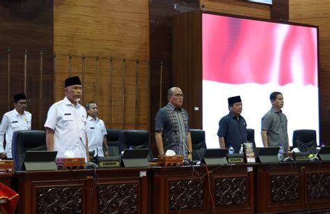 Dprd Sumbar Sampaikan Catatan Pengelolaan Apbd Provinsi Tahun