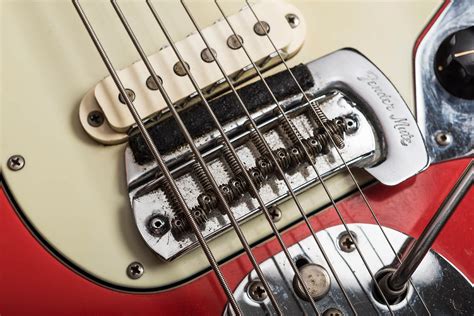 Vintage Bench Test: 1963 Fender Bass VI