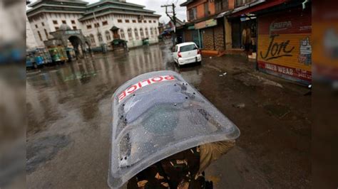 Barrack Burnt In Srinagar Jail After Inmates Clash With Authorities In