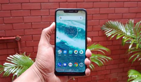 Motorola One Power Vs Nokia 6 1 Plus Vs Xiaomi Mi A2 Best Of Android One