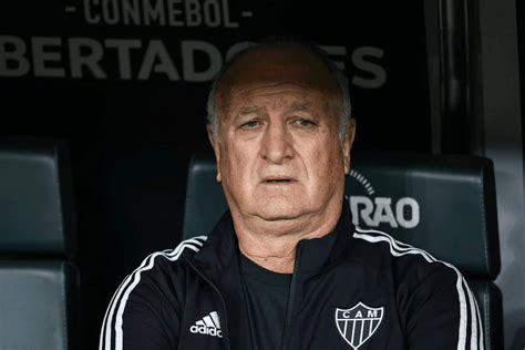 Felipão arrumou dor de cabeça enorme após ser derrotado pelo Cruzeiro