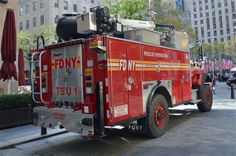 Fdny Tsu 1 Fire Department New York Fdny Tsu 1 Tactical Su Flickr