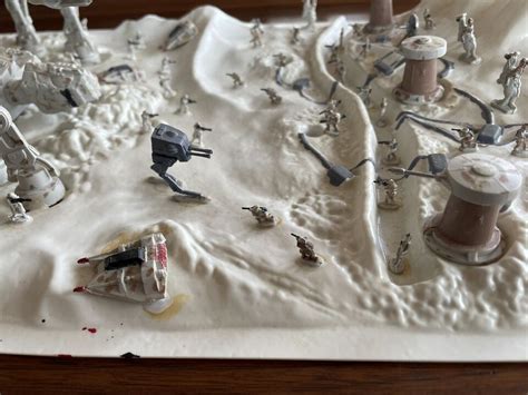 Vintage Built AMT Star Wars Classic Battle Of Hoth Model Diorama