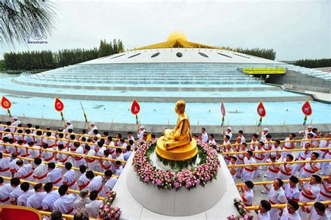 Mail2Day Beautiful Wat Phra Dhammakaya Temple In Thailand 26 Pics