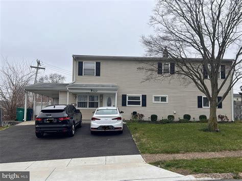 122 Idlewild Rd, Levittown, PA 19057 - See Est. Value, Schools & More