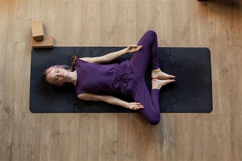 Baddha Konasana Steps