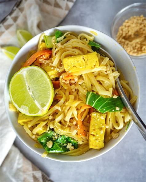 Easy Vegan Pad Thai Recipe