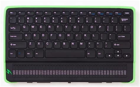 PaTTAN - Mantis Q40 40-Cell Refreshable Braille Display