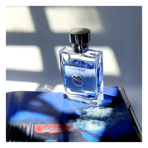Versace Pour Homme Versace Kolonjska voda - parfem za muškarce 2008