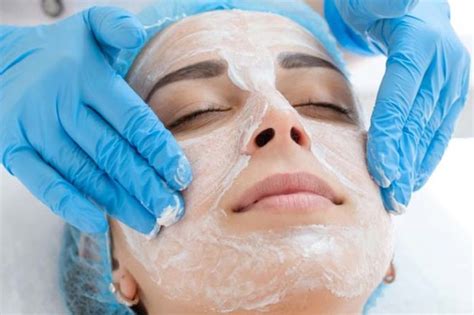 HIDRATACIÓN FACIAL Qué es Tipos de Tratamientos ATRÉVETE