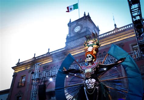 Rinden Homenaje A Las Catrinas Con Concurso En Le N Telediario M Xico