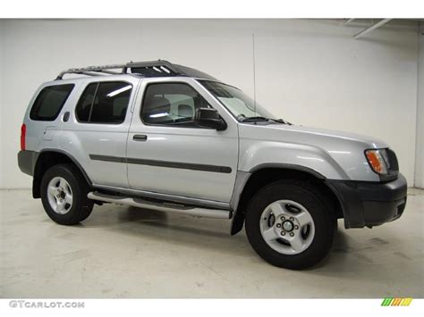 Silver Ice Metallic Nissan Xterra Se V Exterior Photo