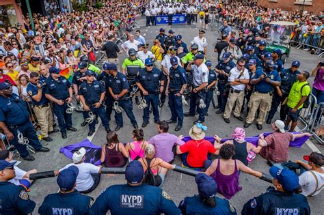 Do The Police Belong At Pride Marches Face A Difficult Question The New York Times