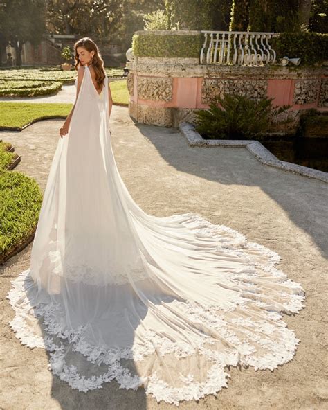 Abito Da Sposa 2024 Aire Barcelona Collezione 2024