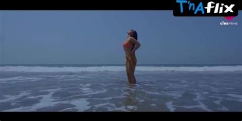 Manvi Chugh Lesbian Butt Scene In Love In Goa Tnaflix