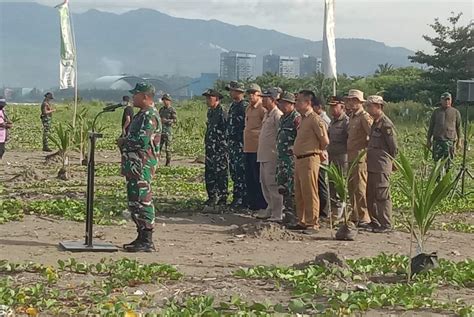 Bakti Tni Untuk Negeri Ribuan Orang Penuhi Pantai Talanca Desa Loji