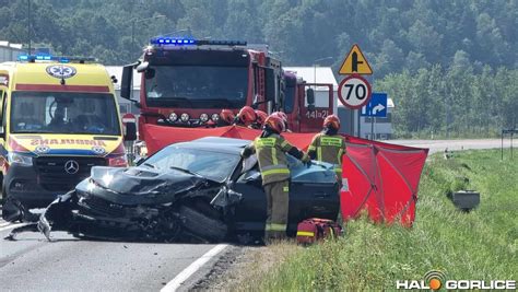 Xga Gorlice Powazny Wypadek Na Wysokosci Scinexu Droga Zamknieta Foto