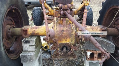 202 Massey Ferguson With 200 Loader