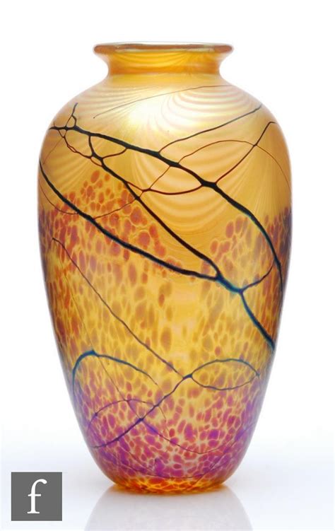 Okra A Contemporary Studio Glass Vase In The Champagne Pattern Of