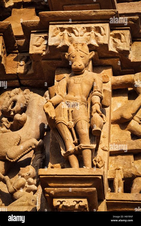 Célèbres Sculptures De Khajuraho Temples Inde Photo Stock Alamy