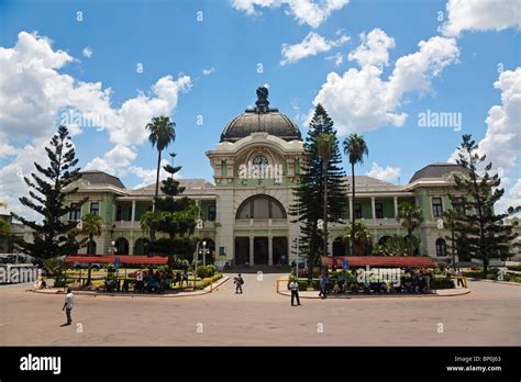 Mozambique, Maputo. The old railway station, built by Eiffel in the 1870s Stock Photo - Alamy