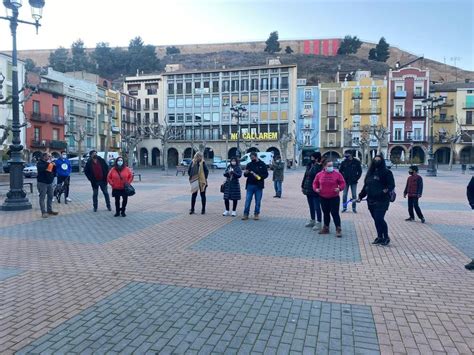 Marxa Lenta A Balaguer Contra Les Restriccions Hor Ries En La