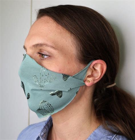 Maske basteln ohne Nähen Schnelle Anleitung 2 Minuten Masken