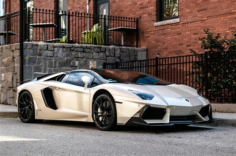 Lamborghini prošle godine prodao preko 10 tisuća automobila Drukčiji