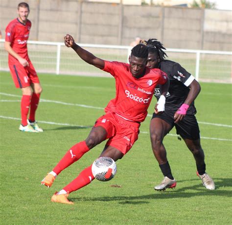 Football N Dives Cabourg Se Contente Du Nul Face Aux Mureaux