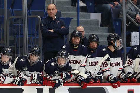 Uconn Mens Hockey Within Striking Distance Of Ncaa Tournament The