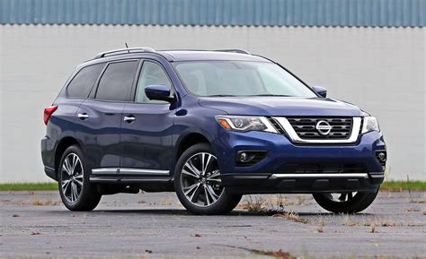 Nissan Pathfinder Platinum Awd Review Car And Driver