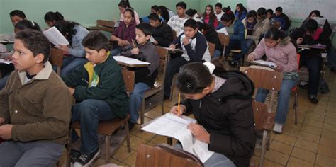 Presentan Mil Alumnos Examen Para Ingresar A La Escuela Peri Dico